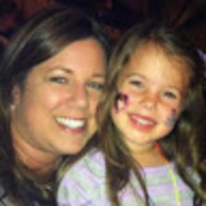 Meet your Posher, Steffany